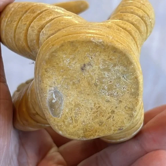 Yellow Jade Claw Gemstone Crystal Carving NWOT ( DOES NOT INCLUDE THE SPHERE)